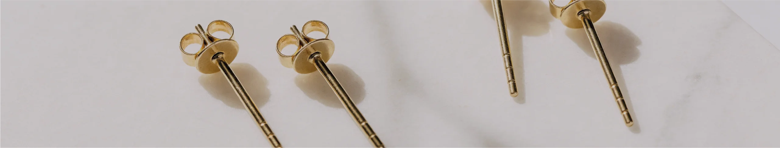 פוסטים ופרפרים